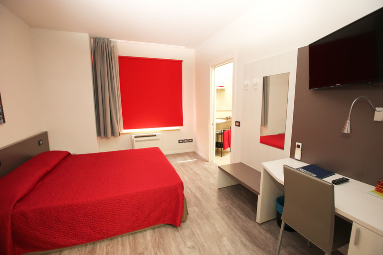 Bedroom 2, B&B Ai Santi, Verona