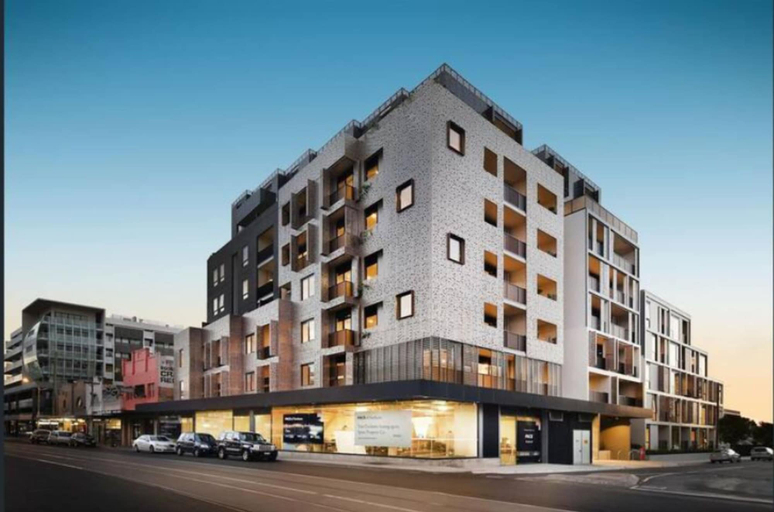 Exterior & Views, New Spacious 2 Bedroom With Gorgeous City Views, Melbourne
