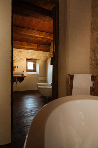 Bedroom 4, Charme in Perillis, L'Aquila