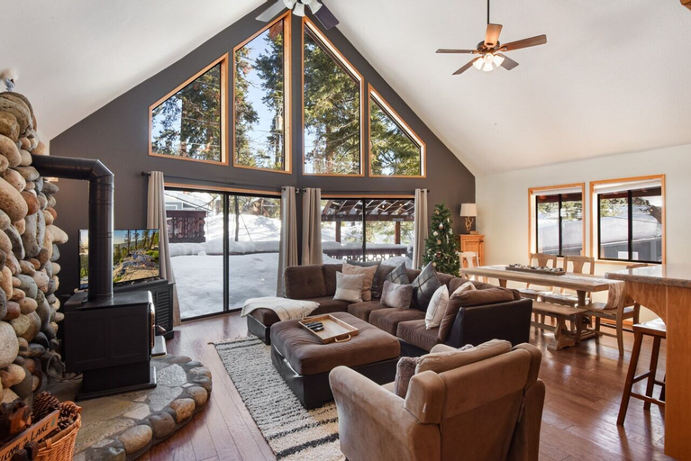 Others 4, Tahoe Vista Lake Lodge, Placer