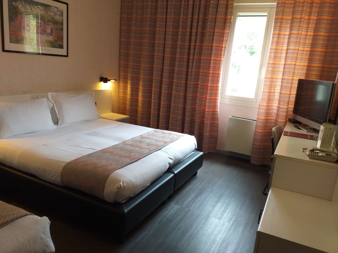 Bedroom 3, Hotel Falco D'Oro by Falco D'Oro Hotels, Bologna