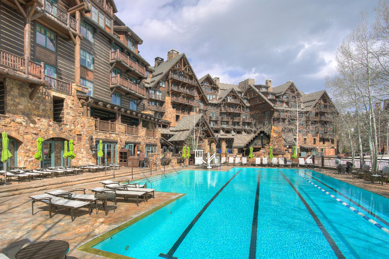 Sport & Beauty, Bachelor Gulch Village, Eagle