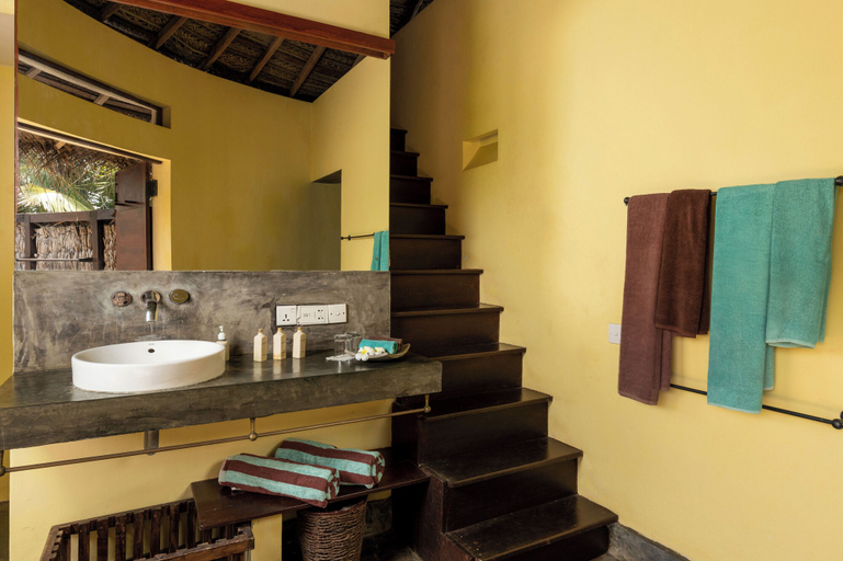 Bathroom 3, Elements Beach & Nature Resort, Kalpitiya