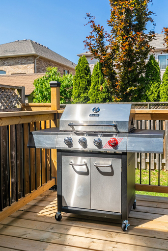 Food & Drinks, GLOBALSTAY. Modern 3-4 Bedroom Town, Hamilton