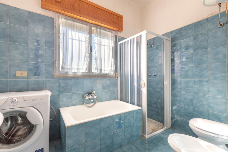 Bathroom 4, 2671 Villetta Holly by Barbarhouse, Taranto