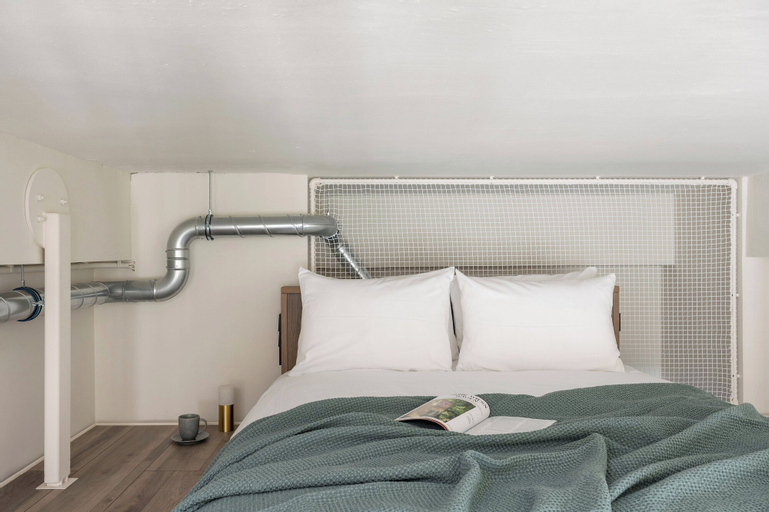 Bedroom 15