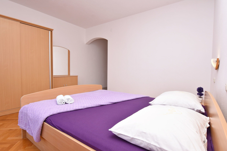 Bedroom 4, Apartment Angelina, Brela