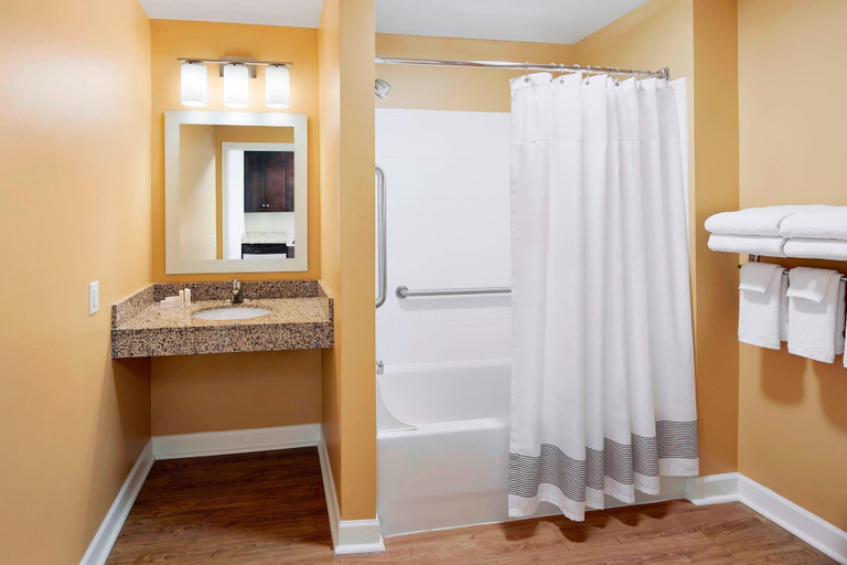 Bathroom 4, TownePlace Suites Harrisburg Hershey, Dauphin