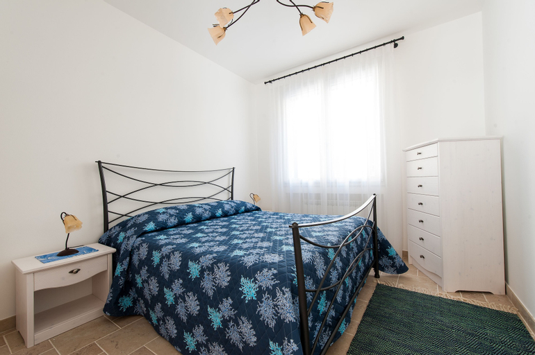 Bedroom 2, Agriturismo Le Girandole, Imperia