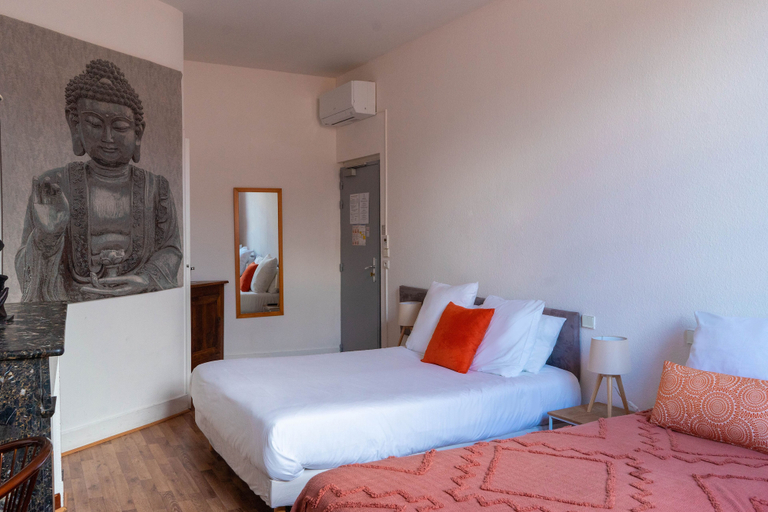 Bedroom 2, Hôtel Croix Baragnon, Haute-Garonne