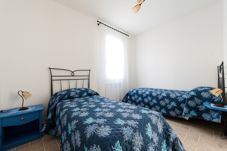 Bedroom 2, Agriturismo Le Girandole, Imperia