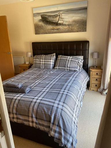 Bedroom, River Penthouse Little Paxton - 75 Skipper Way, Cambridgeshire