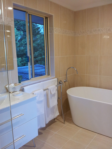 Bathroom 3, Waterview Gardens B&B, Kingborough