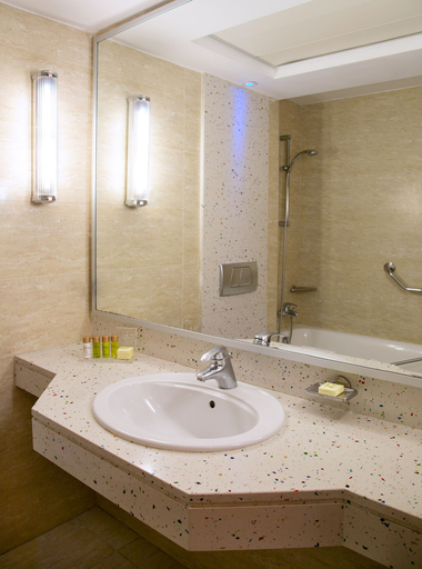 Bathroom 5, Atlantica Miramare Beach