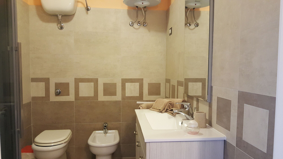 Bathroom 3, Casa Cabayco, Sassari