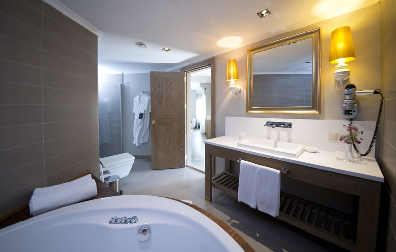 Bathroom 5, Limak Arcadia Sport Resort - All Inclusive, Serik