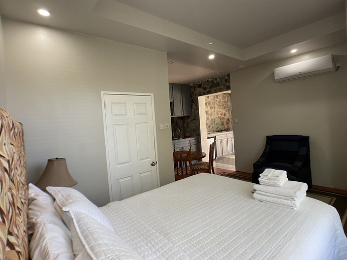 Bedroom 4, Stonetrail