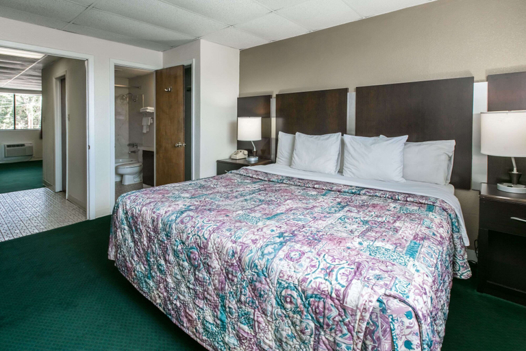 Bedroom 2, Knights Inn Longview, Gregg