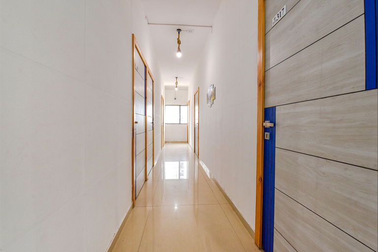 Others 5, Fabexpress Solitaire, Surat