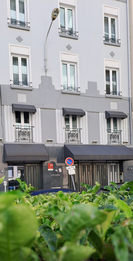 Exterior & Views 26