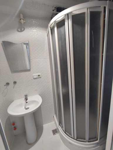 Bathroom 2, AZAD HOMES CIMEN No103, Şişli