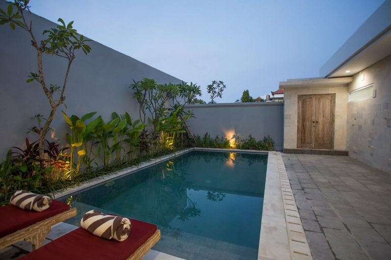 Swimming Pool 5