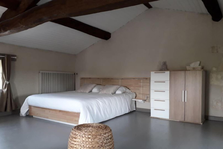 Bedroom 3, Chambres d'Hôtes Le Marais Picotin, Vendée