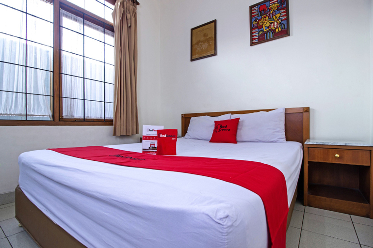 Bedroom 4, Residences by RedDoorz near Rumah Mode (temporarily closed), Bandung