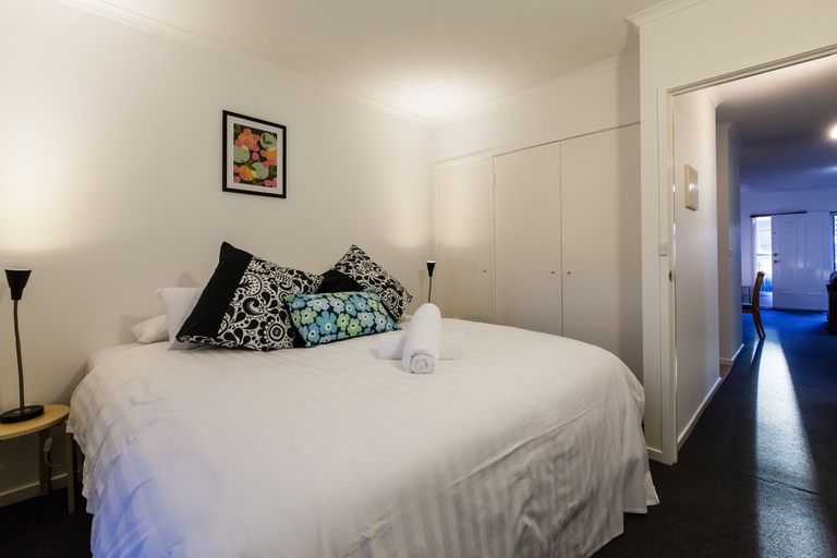 Bedroom 3, DAWN, 2BDR Carlton Apartment, Melbourne