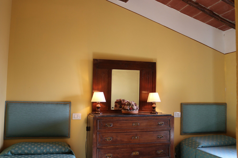 Bedroom 3, Cenerentola Apartments, Siena