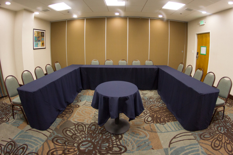 Business Facilities 5, Holiday Inn & Suites HERMOSILLO AEROPUERTO by IHG, Hermosillo