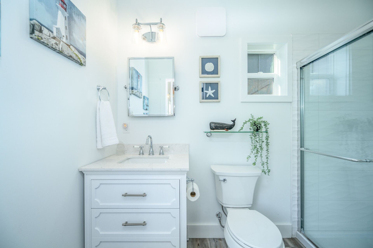 Bathroom 3, The Boutique Retreat, Yamhill