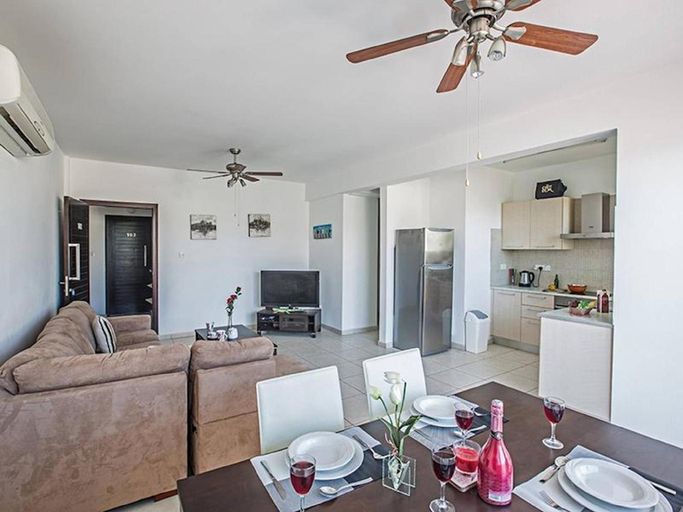 Others 5, Apt Faye, Beautiful 2bdr Pernera Apartment