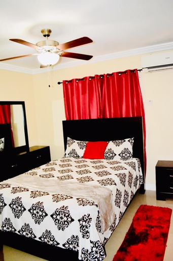 Bedroom, Kingston Guest Apartment at El Gabriel