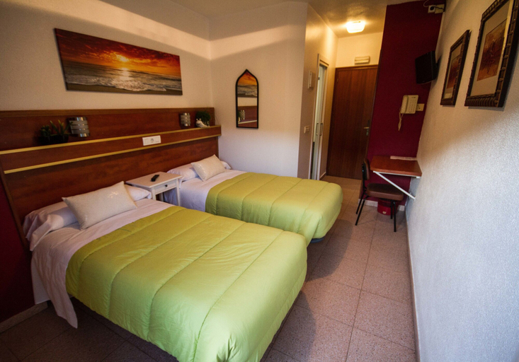 Bedroom 3, Hotel Ria de Bilbao, Vizcaya