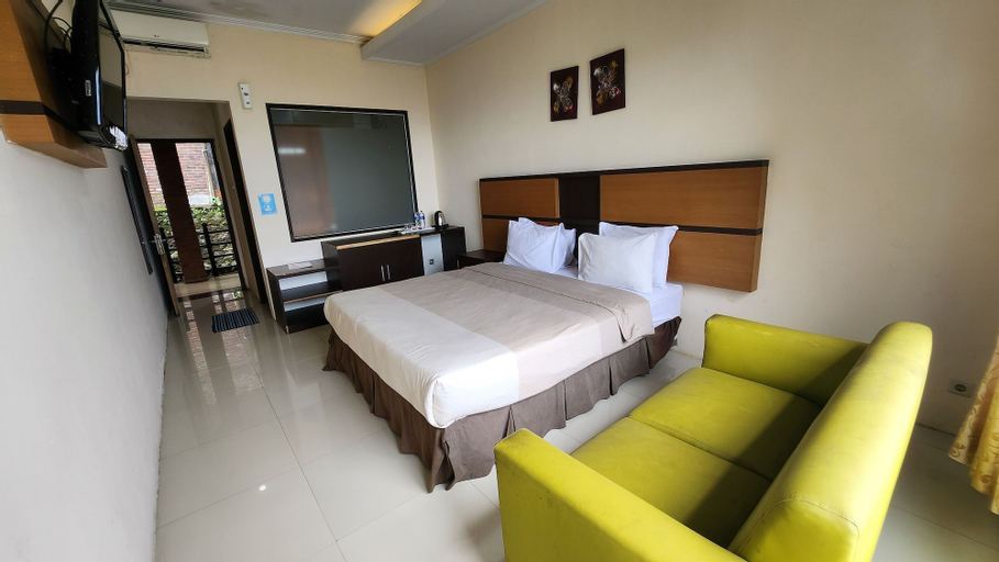 Bedroom 28