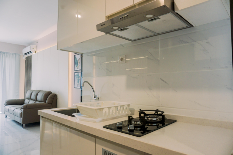 Others 2, Homey and Spacious 3BR at Sky House BSD Apartment By Travelio, Tangerang Selatan