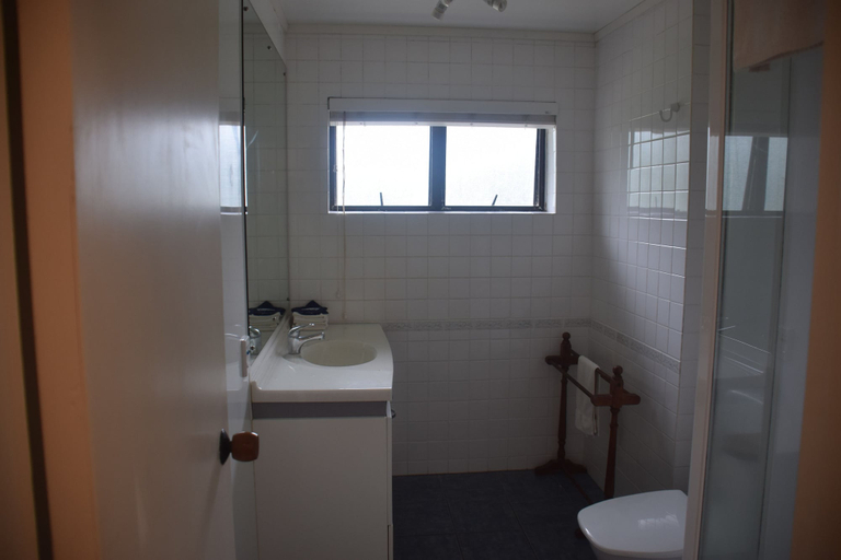 Bathroom 3, Avana Waterfront Apartments, Rorotonga