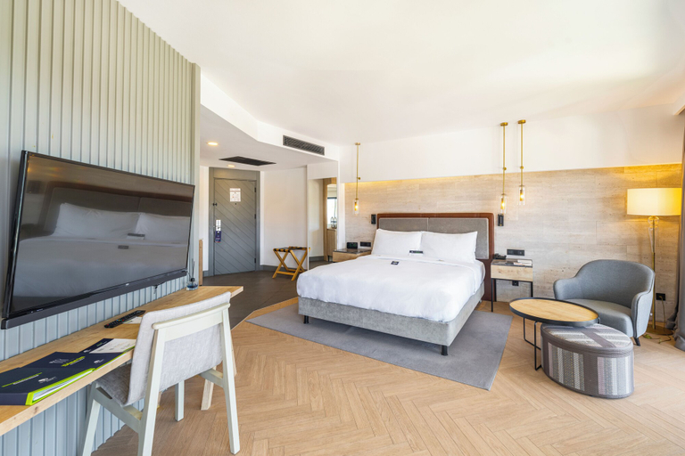 Bedroom 3, DoubleTree by Hilton Antalya-Kemer All-Inclusive Resort, Kemer
