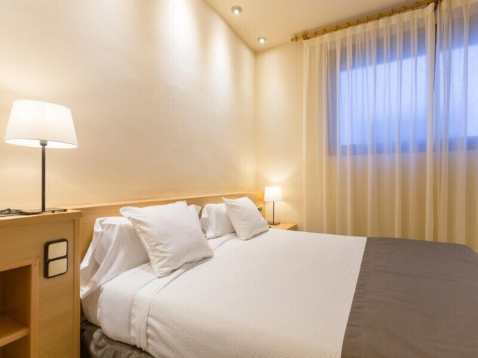 Bedroom 2, Hospedium Apartamentos DV, Barcelona