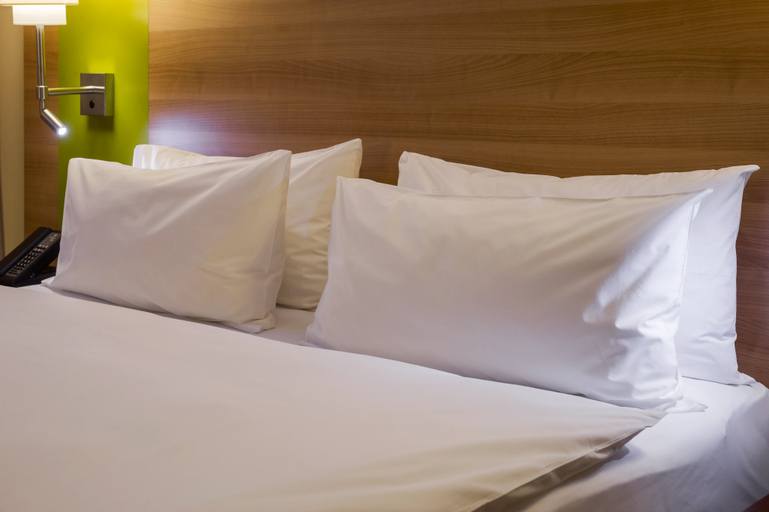 Bedroom 3, Holiday Inn KYIV by IHG, Solomians'kyi