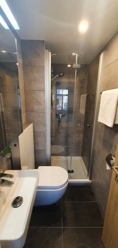 Bathroom 3, The Aarburg Hotel & Café, Interlaken
