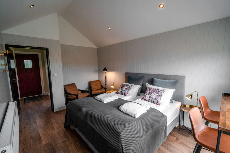 Bedroom 2, Frost and Fire Boutique Hotel, Hveragerði