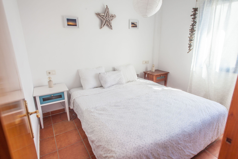 Bedroom 2, Beach House with Balcony and ocean view, Cádiz