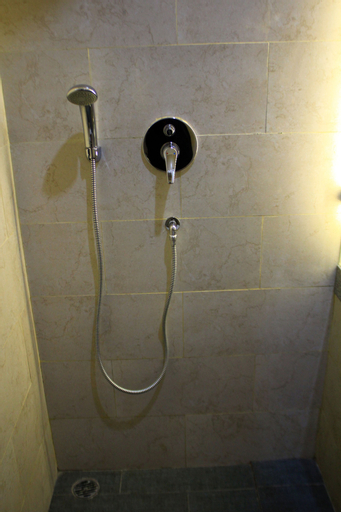 Bathroom 5