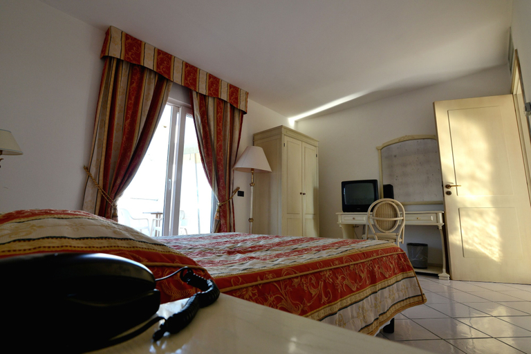 Bedroom 3, Del Sole Hotel, Rome