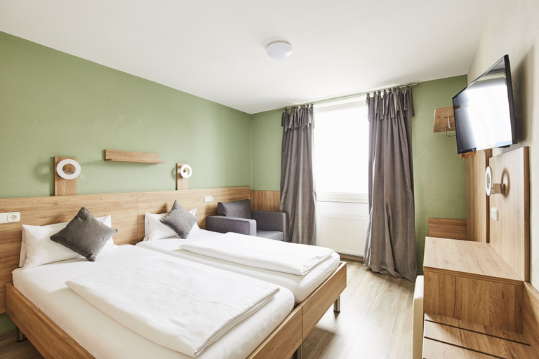 Bedroom 4, Hotel Imperial, München