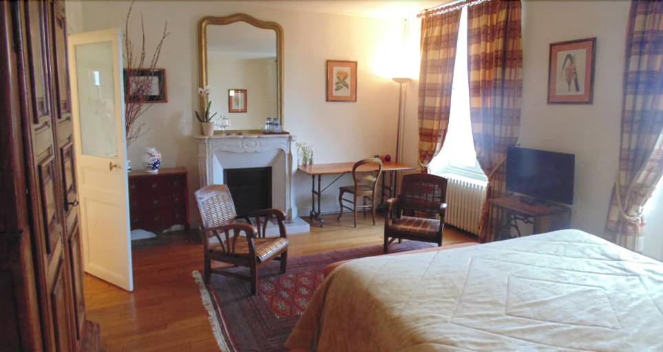 Bedroom 2, Le Clos Saint Nicolas, Yvelines