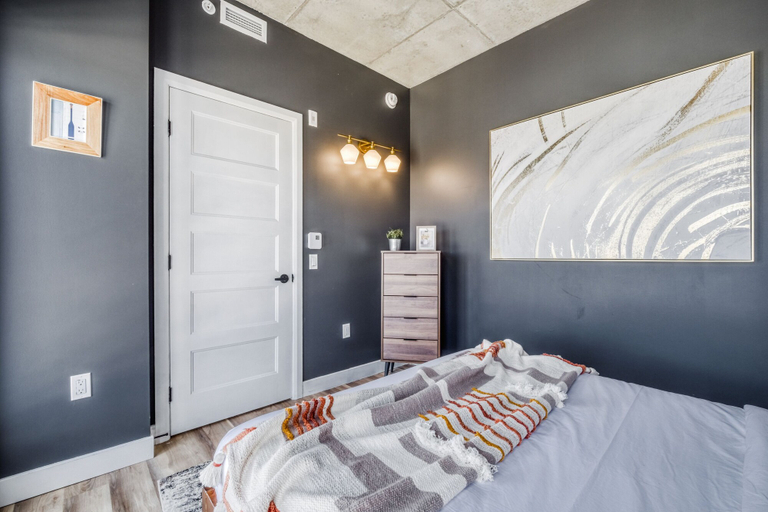 Bedroom 3, Appartement Luxe | Incredible Sunset View - Pool - Parking - Near Old Québec, Communauté-Urbaine-de-Québec