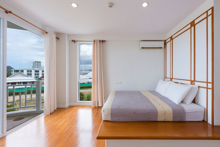 Bedroom 4, Baan Poolom Beachfront Condominium, Hua Hin